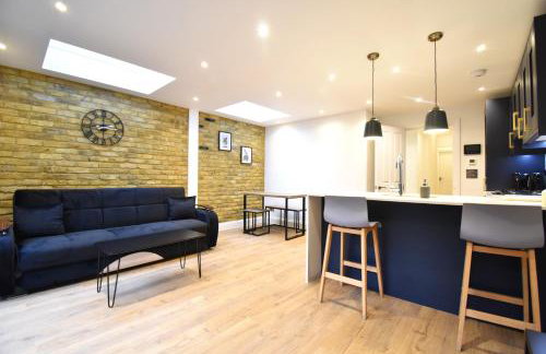 Stunning 2 bed apartment - Photo 14