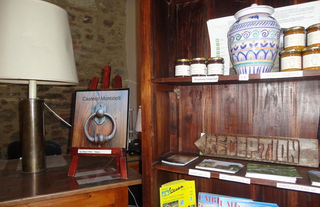 Castello Monticelli - Foto 2