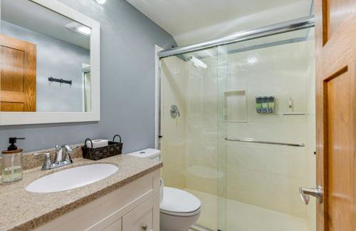 Great for Groups Home 3 Mi to Dtwn Springfield! - Photo 29