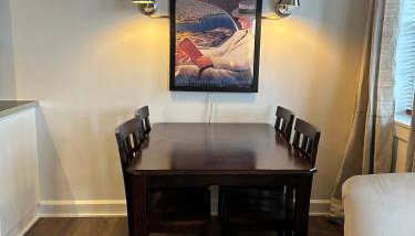 Downtown Studio with Full Kitchen and Bath - Foto 3