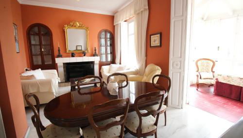 Apartamento centro Málaga y Playa de la Malagueta - Photo 2