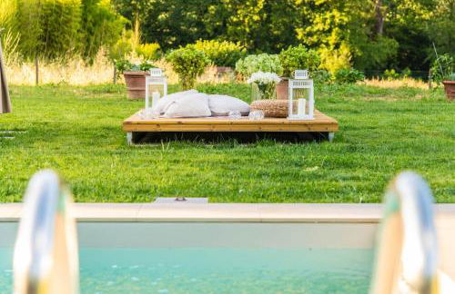 Villa Ester, a Stylish Farmhouse on the Hills - Foto 43