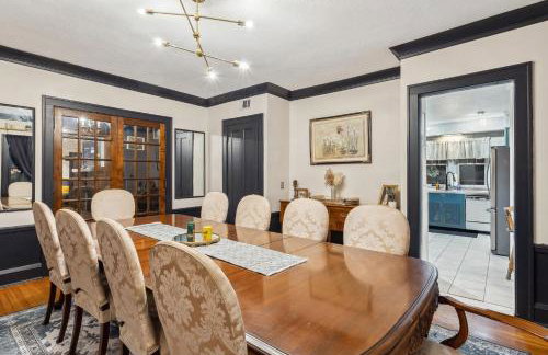 Steps to Edgewater - Sleeps 14 - Fun Game Room Retreat - Foto 18