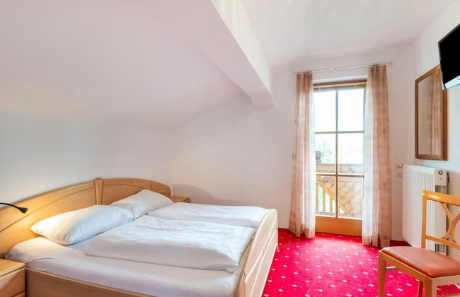 Quietly-located Apartment Near the Center of Radstadt - Photo 2