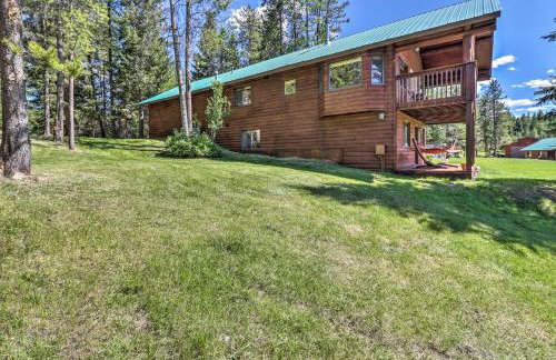 Quiet Trego Resort Home with Lake, Pavilion and Trails - Foto 29