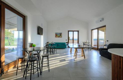 Pet Friendly Apartment In Moscufo - Foto 3