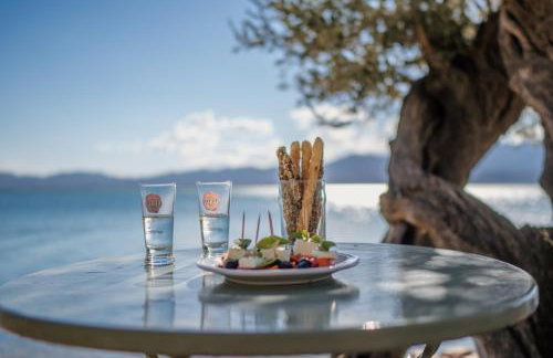 A Luxury Seafront Villa with amazing ambience and view - Foto 1