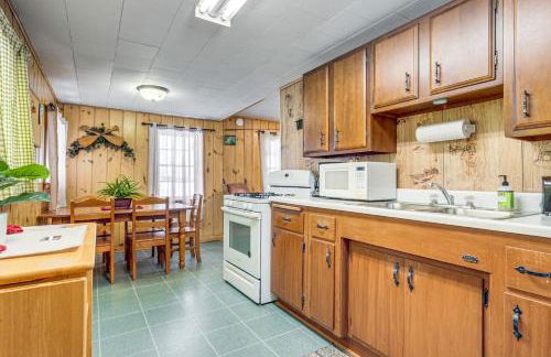 South Twin Lake Cabin with Seasonal Dock and Slip! - Foto 24