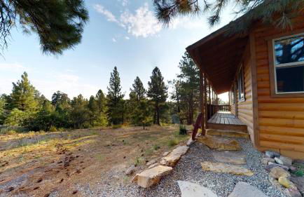 Long View Cabin, Breakfast Deck overlooking the Canyon! - Photo 10