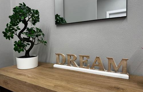 Dream House - Photo 8