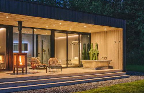 Hygge Hideaway - Photo 2