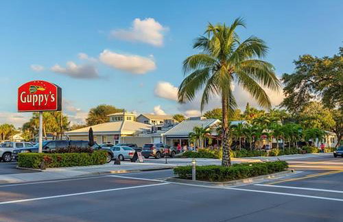 Direct Gulf Front Condo, Private Balcony, Heated Pool, Walkable Indian Rocks Beach - Foto 3