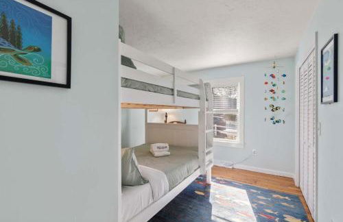 Hot Tub Sauna Ping Pong Table Treehouse and Fire Pit - Foto 22