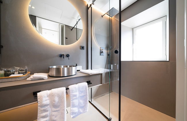 Villa Lastva is a Five Star Seafront Luxury Villa With Privite Pool - Foto 25