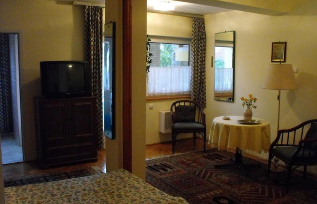 Toldi Apartman - Foto 22