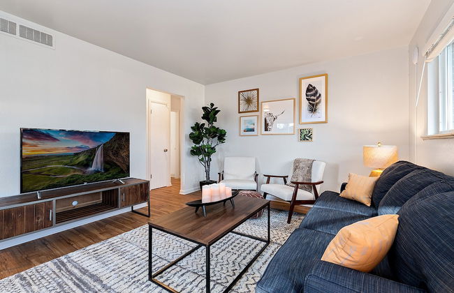 Centrally Located Townhome Near PVH - Dog Friendly - Foto 1