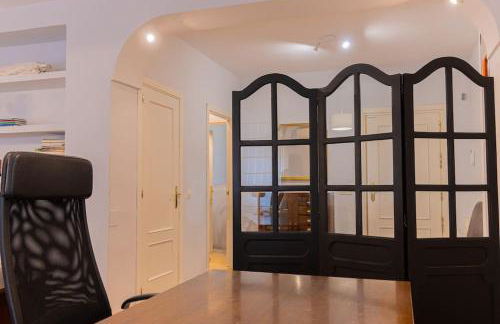 For You Rentals Apartamento Amplio y Elegante en Paseo de la Habana Temporal PDH520 - Photo 12