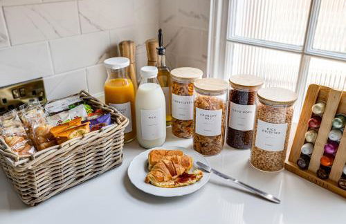 “The Sleepers Cottage” 2-6 people w/ free parking - Photo 14