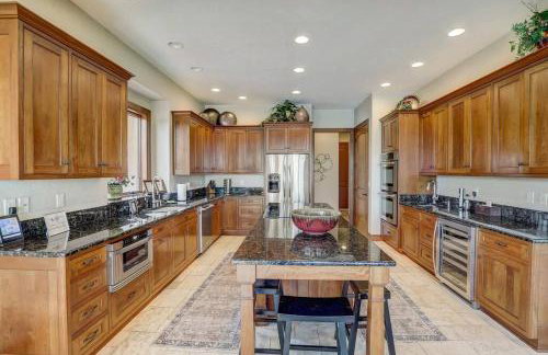 Silver Lake Estate - Private Beach - Hot Tub - Arcades - Foto 3