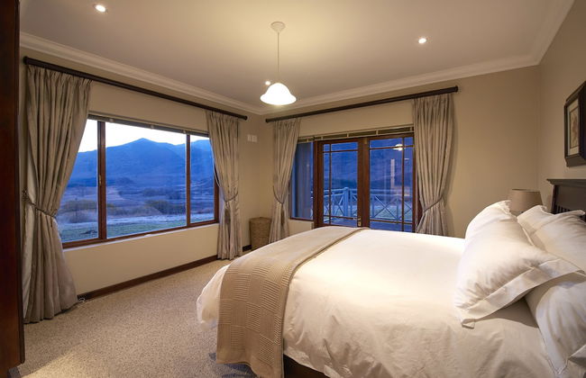 Dynasty Red Mountain Ranch - Photo 2