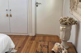 Cozy & Charming Apartment in Estrela - Photo 14