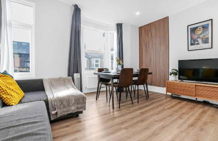 Stylish 2-Bed flat in E17 - Foto 4