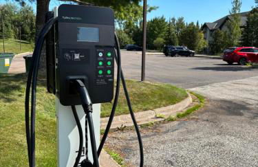 Breathtaking Lake Views Studio, 2 Queen Beds, Fireplace and Heated Indoor and Outdoor Pools - Foto 13