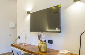 Lucy's Flowers - Photo 15