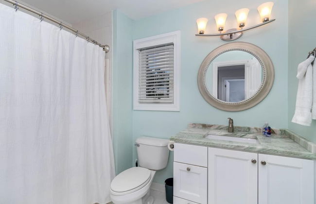 Coral Cottage- min From Beach Park With King bed - Foto 16