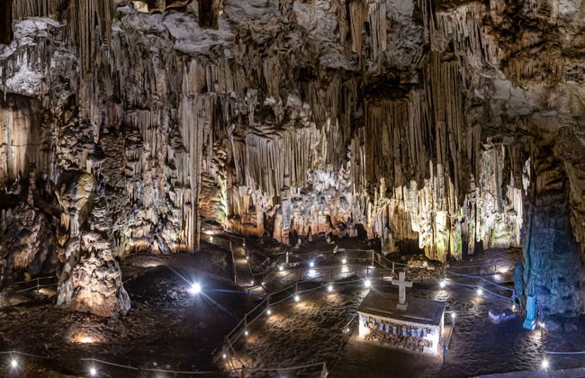 Excursión al monasterio de Arkadi, Margarites y cueva de Melidoni - Foto 2