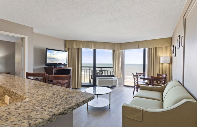 Ocean Front Condos at Patricia Grand - Foto 33