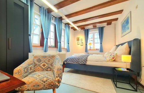 AVAHOME: Haus für 16, WLAN, Parkplätze, Netflix, Nespresso - Foto 18