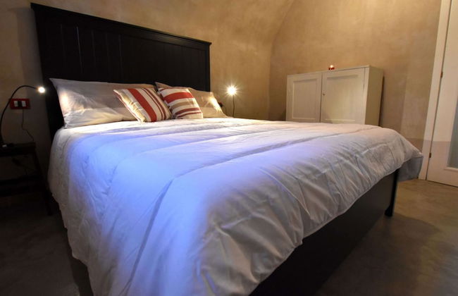 Ancient, Renovated Farmstead With Private, Equipped Garden - Photo 2