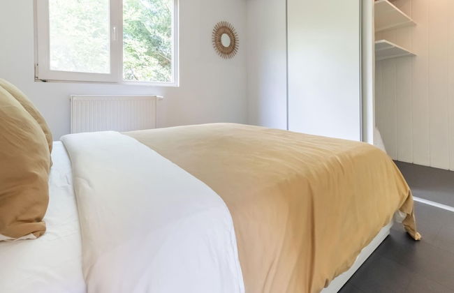 Idyllic Holiday Home in Ooltgensplaat on the Water - Foto 6