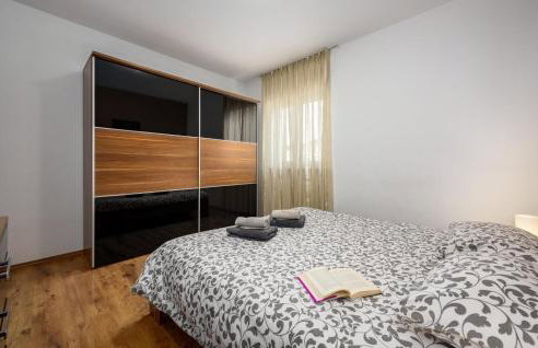 Lovely Home In Radetici With Wifi - Foto 27