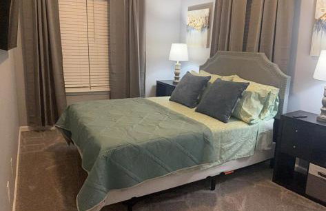 Spacious Home with First Floor King Bed - Foto 3