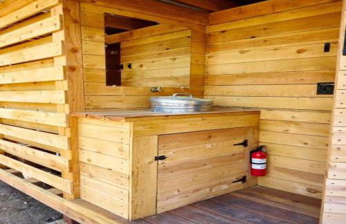 Safari Tents for Romantic Escapes in California's El Dorado County - Foto 13