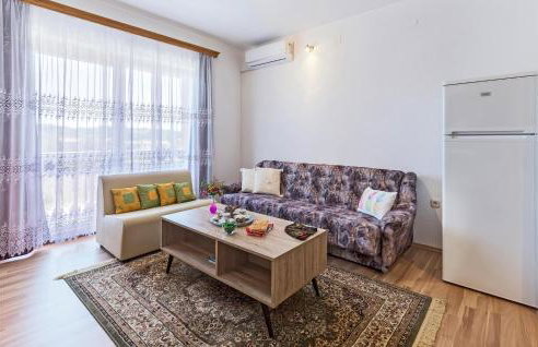 1 Bedroom Stunning Apartment In Labin - Foto 3