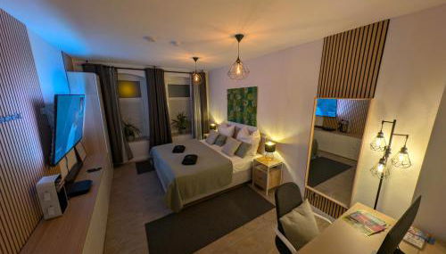 Helles Studio mit Arbeitsplatz und Balkon - Foto 2