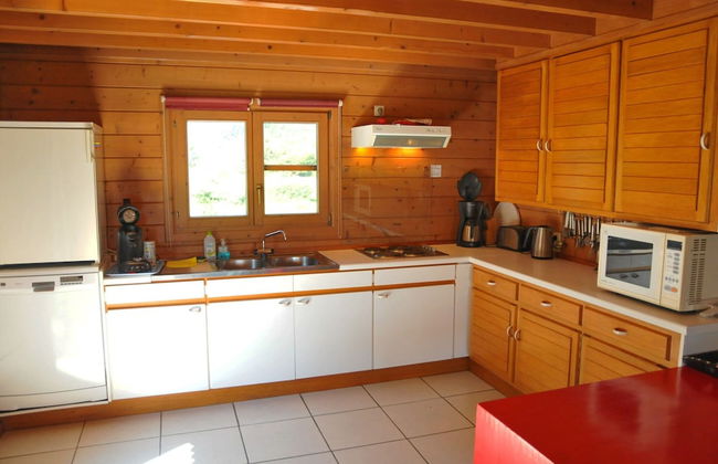 Chalet Just Outside Hampteau Offering Magnificent Views Across the Ourthe Valley - Foto 11