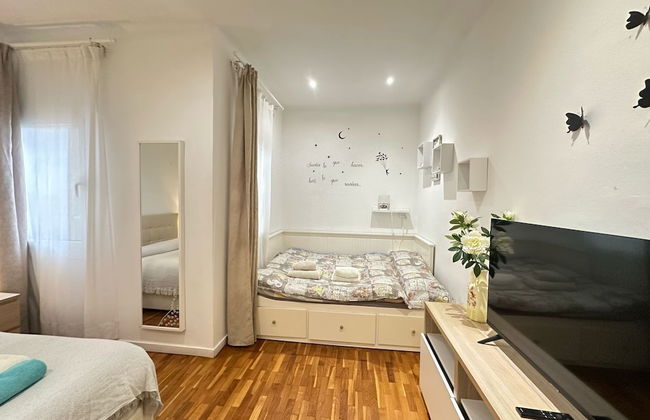 Rooms Nuevo Arago - Photo 10