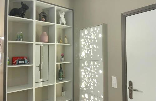 Luxurious Flat in Bondy, (In front of the Train station) - Foto 6