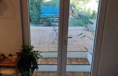 Superbe appartement avec jacuzzi avec jardin privé - Foto 11