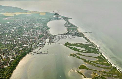 FeWo "Freiheit" - Panoramablick - großer Balkon, ganzjährig zu nutzen - schnelles WLAN - Parkplatz - 300 Meter zum Strand - Foto 37