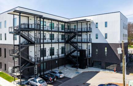 New Build Sleeps 12 2 Condos Modern Design Near Downtown Nashville - Photo 21