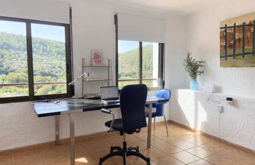 Remote Work in Spanish Mediterranean Countryside - Foto 12