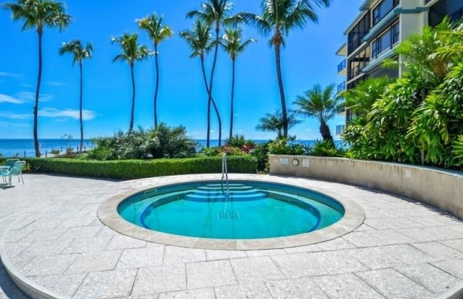 Direct Oceanfront With Private Staircase To Beach Prestigious Islamorada Condocomplex 2 Bedroom Condo by RedAwning - Photo 12