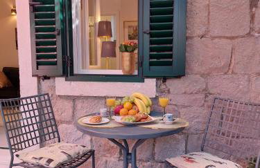 Split Old Town Oasis - Photo 19