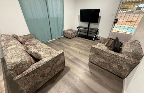 Vintage Apt Private Pool Oasis Sleeps 6 5 Min DT - Foto 23