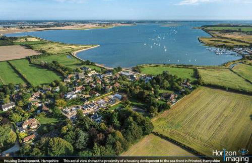 Self contained annex with bedroom bathroom sitting room and kitchenette - Foto 19